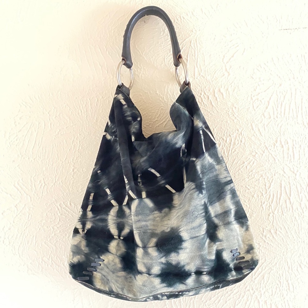 Lucky Brand Vintage Tote Leather Navy Shoulder Bag Tie Dye Purse Studded details